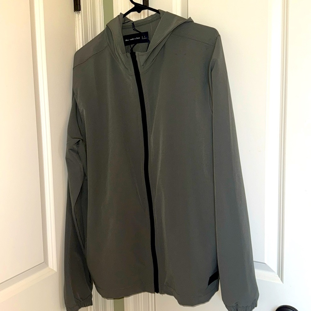 Abercrombie & Finch light weight Gray jacket/hoodie large